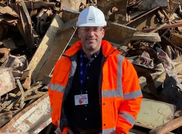 EMR welcomes Simon Bastin-Mitchell as part of new vehicle recycling efforts feat